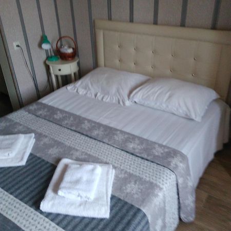 Old Tbilisi Tsiskari Apt Buitenkant foto