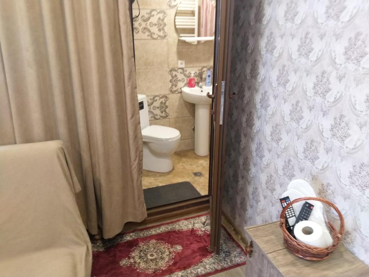 Old Tbilisi Tsiskari Apt Buitenkant foto