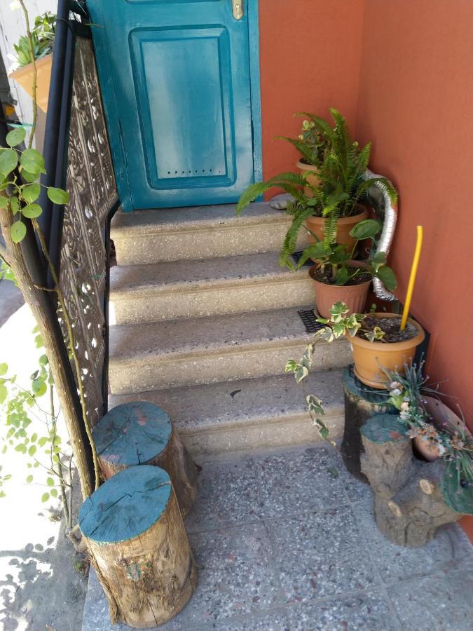 Old Tbilisi Tsiskari Apt Buitenkant foto