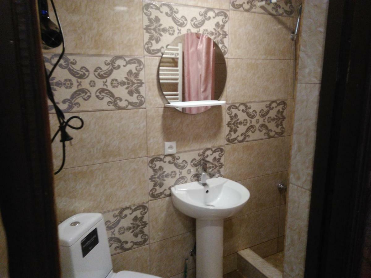 Old Tbilisi Tsiskari Apt Buitenkant foto